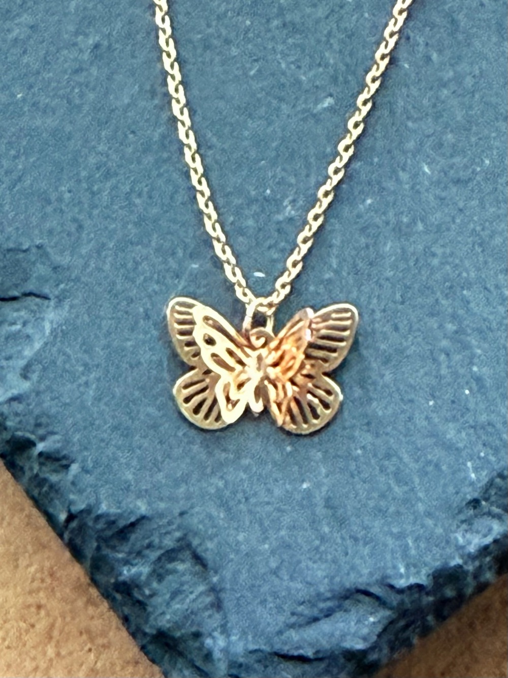 🍒3/$30 New Gold Butterfly Necklace